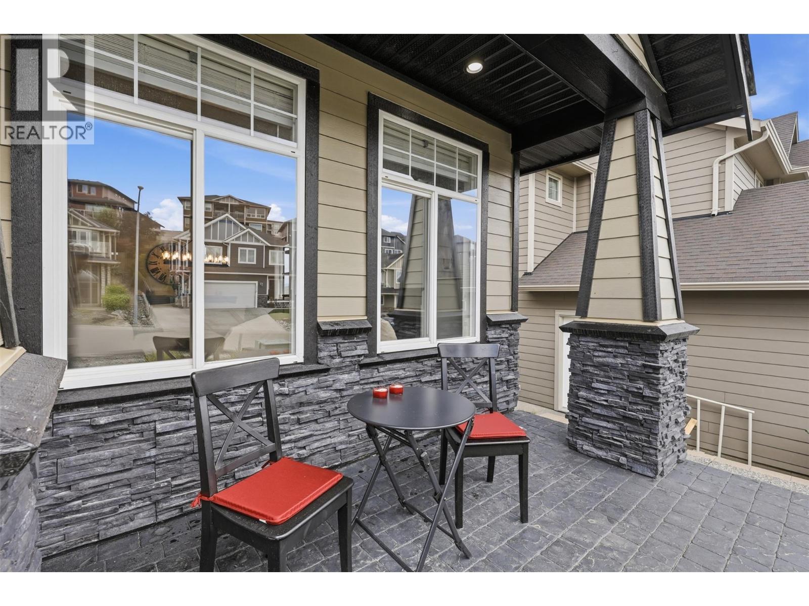 1716 Foxtail Drive, Kamloops, British Columbia  V1S 0B1 - Photo 8 - 10390652