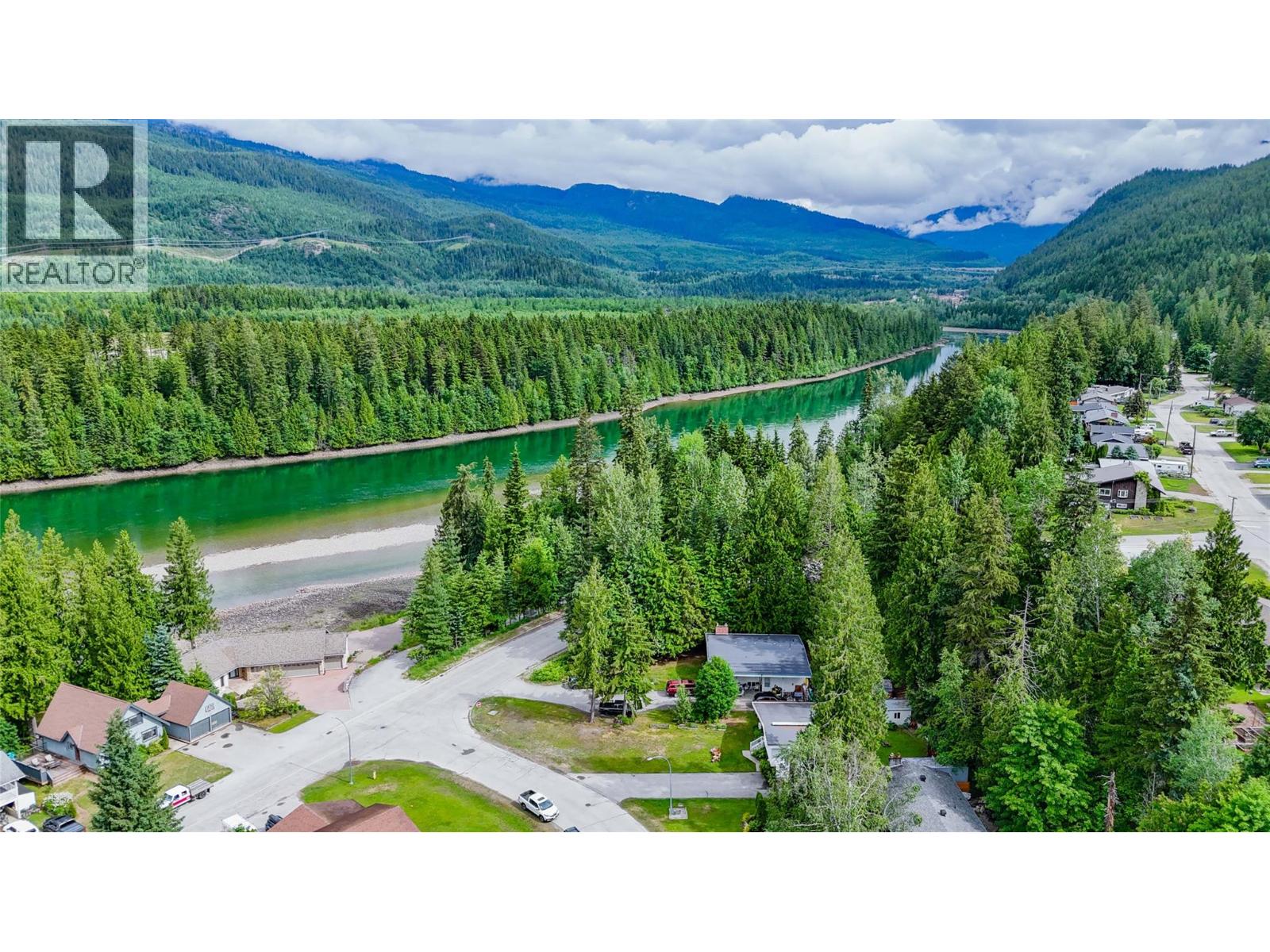 126 Bernard Nelson Crescent, Revelstoke, British Columbia  V0E 2S0 - Photo 41 - 10390552
