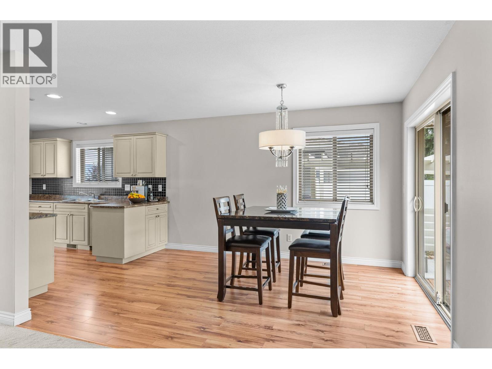 2042 Moonbeam Close, West Kelowna, British Columbia  V1Z 3X9 - Photo 26 - 10390011