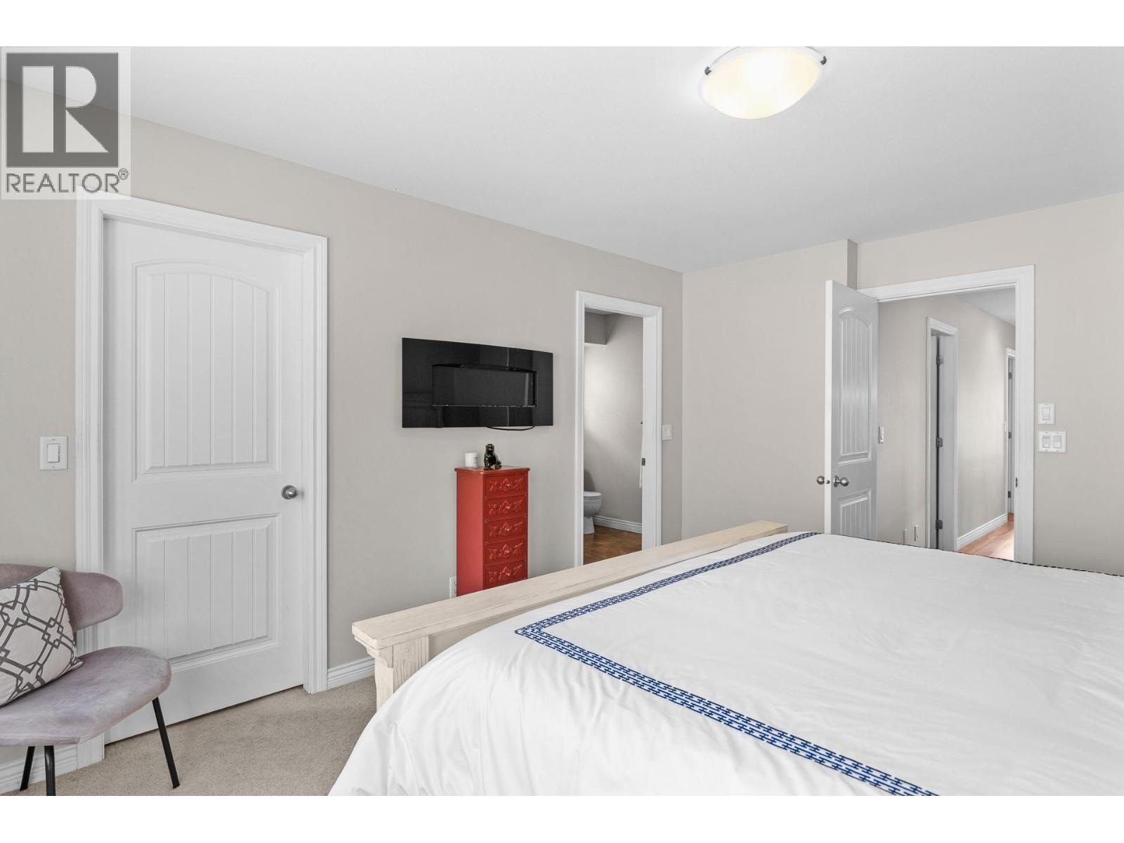 2042 Moonbeam Close, West Kelowna, British Columbia  V1Z 3X9 - Photo 36 - 10390011