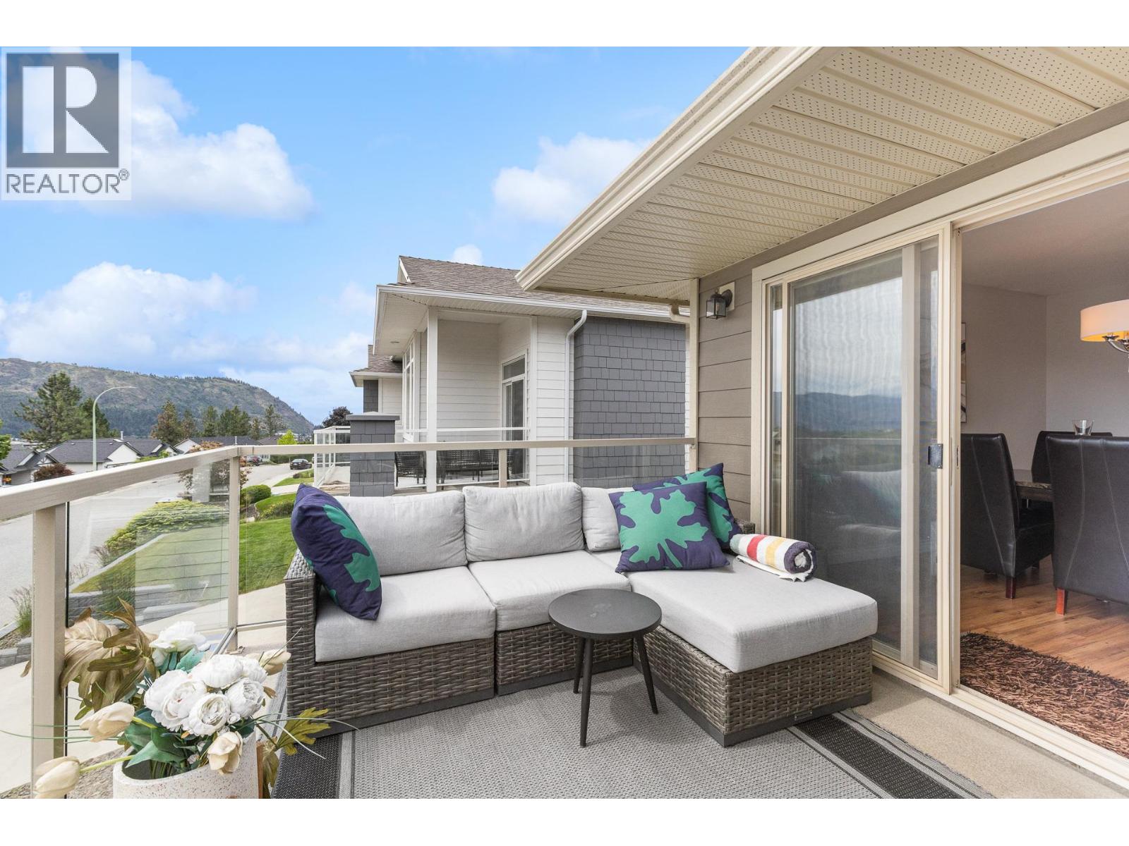 2042 Moonbeam Close, West Kelowna, British Columbia  V1Z 3X9 - Photo 4 - 10390011