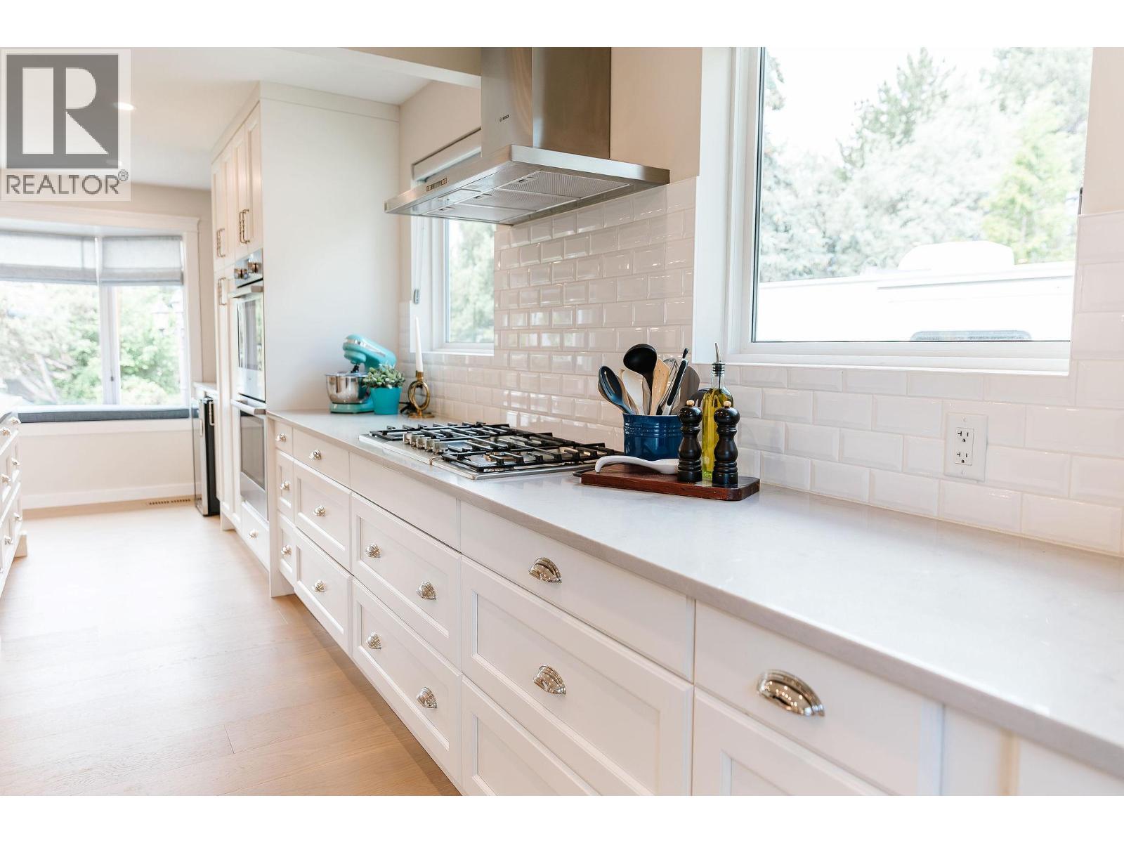 4471 Nottingham Road, Kelowna, British Columbia  V1W 1V1 - Photo 10 - 10389453
