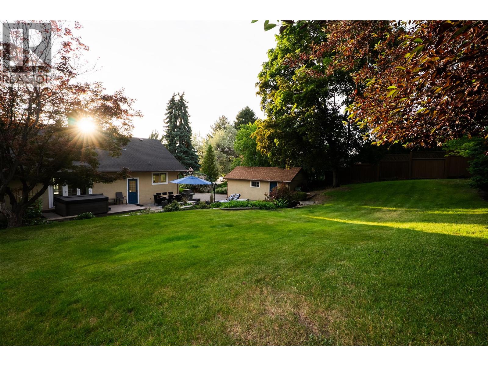 4471 Nottingham Road, Kelowna, British Columbia  V1W 1V1 - Photo 49 - 10389453
