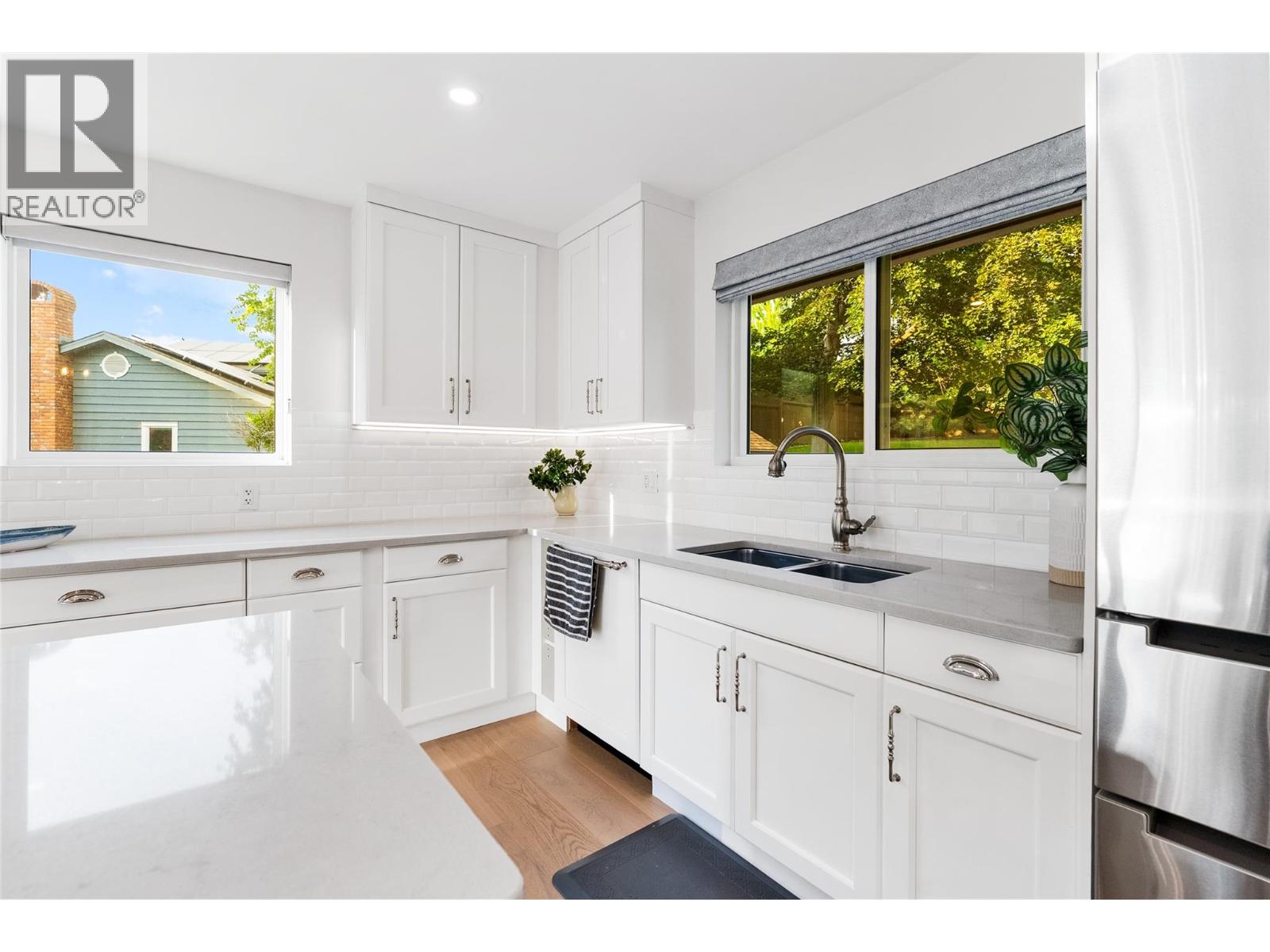 4471 Nottingham Road, Kelowna, British Columbia  V1W 1V1 - Photo 8 - 10389453
