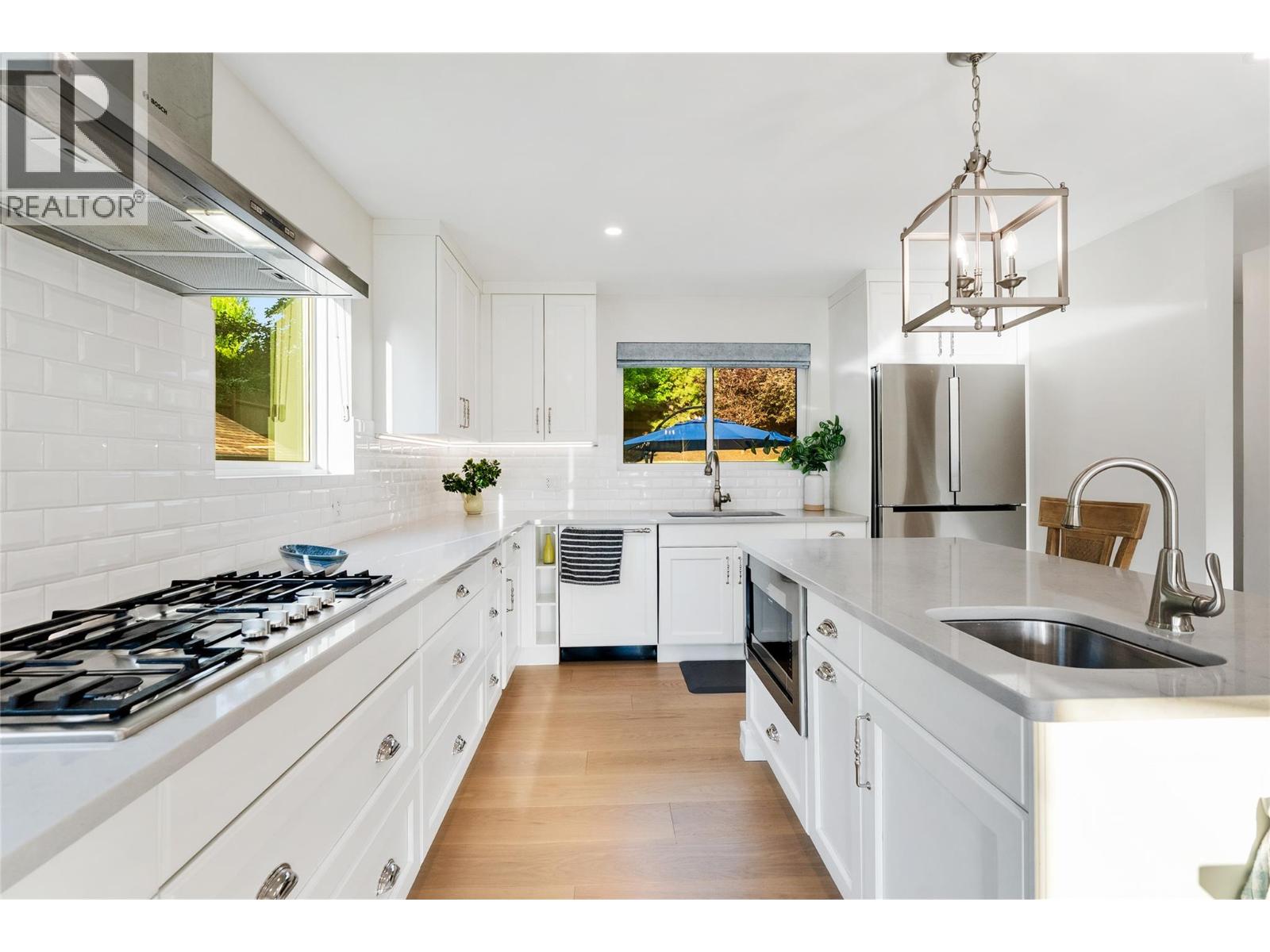 4471 Nottingham Road, Kelowna, British Columbia  V1W 1V1 - Photo 9 - 10389453