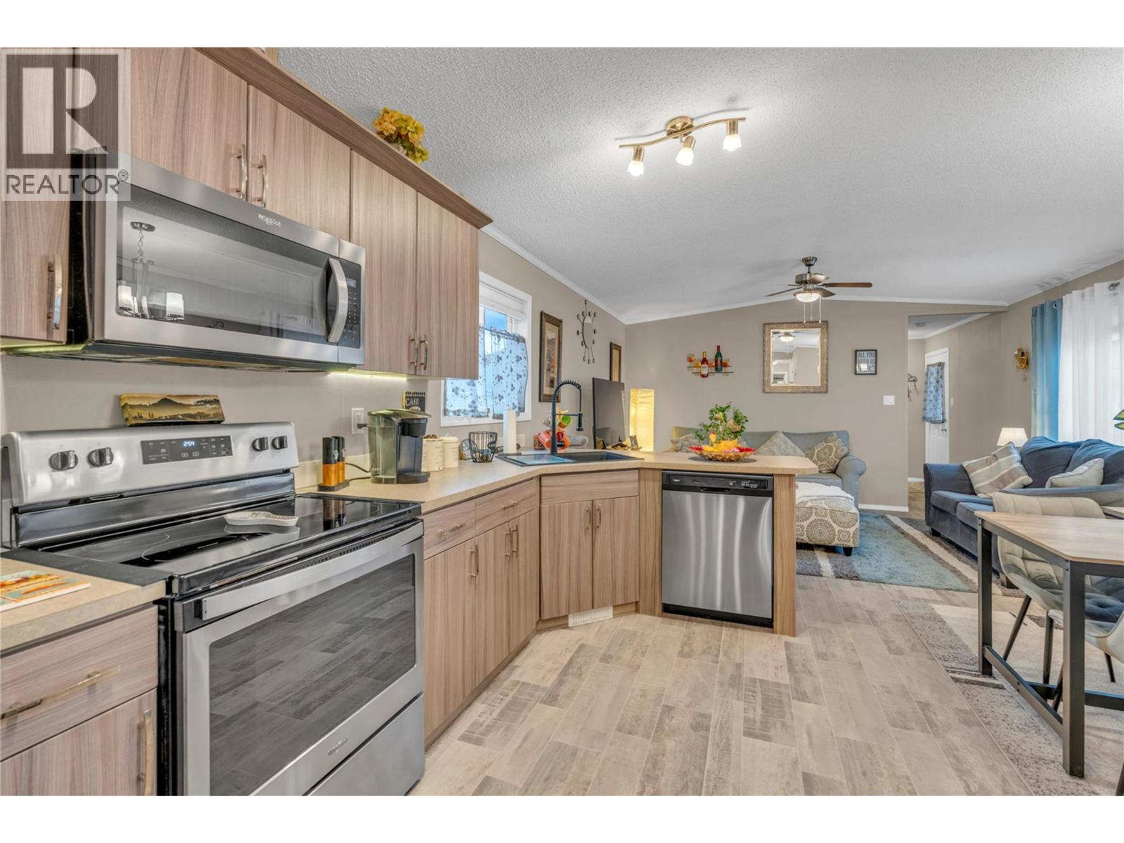 1118 Middle Bench Road Unit# 5, Keremeos, British Columbia  V0X 1N2 - Photo 3 - 10390633