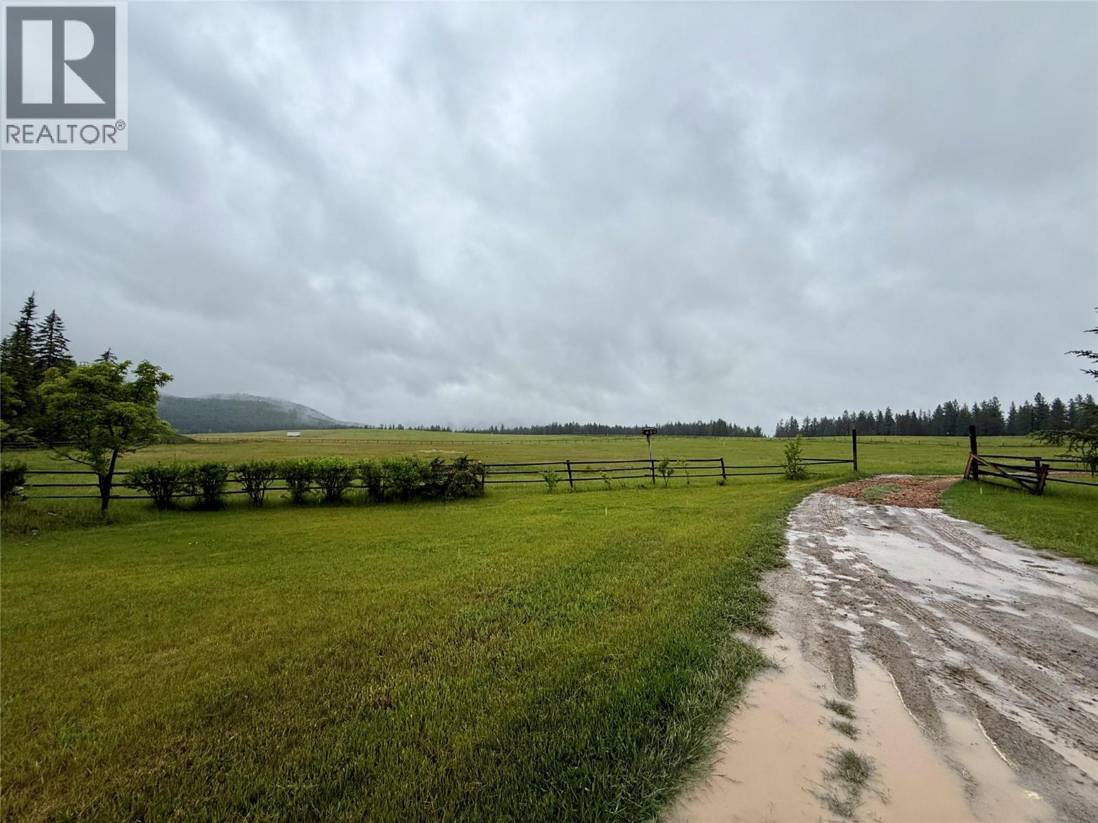 8110 Wycliffe Road, Cranbrook, British Columbia  V1C 7C7 - Photo 33 - 10390421