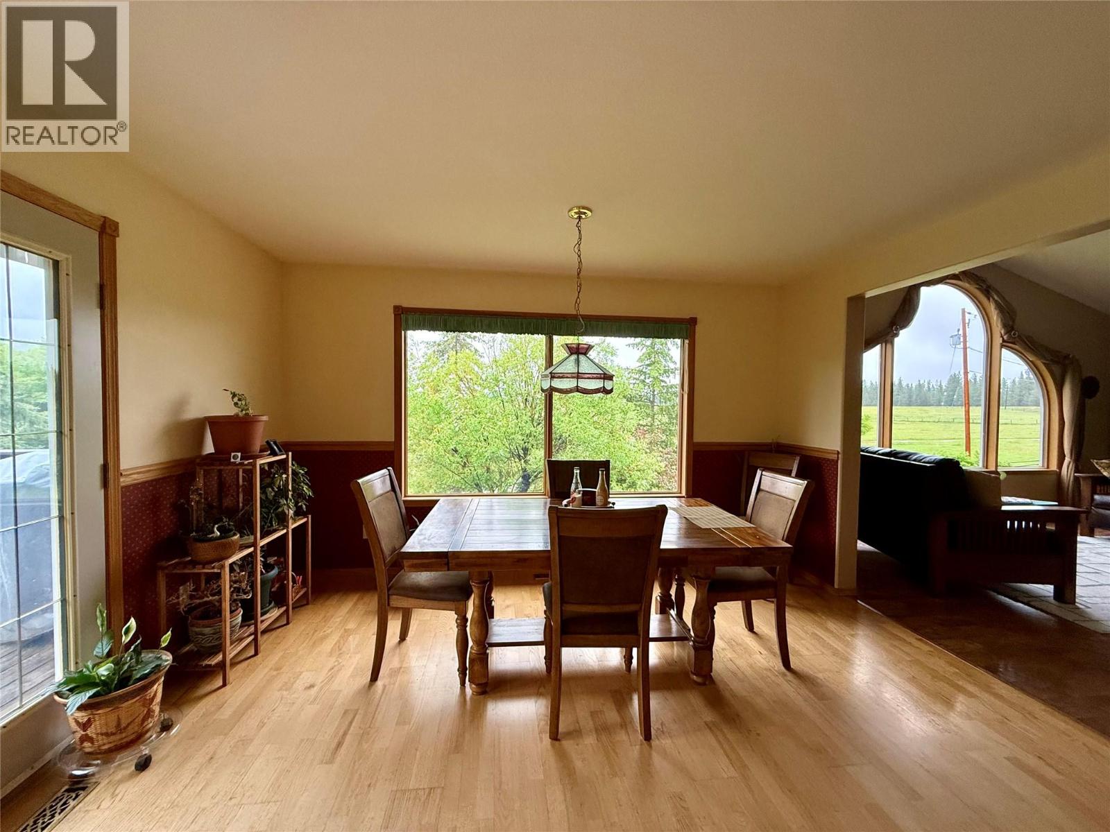 8110 Wycliffe Road, Cranbrook, British Columbia  V1C 7C7 - Photo 7 - 10390421