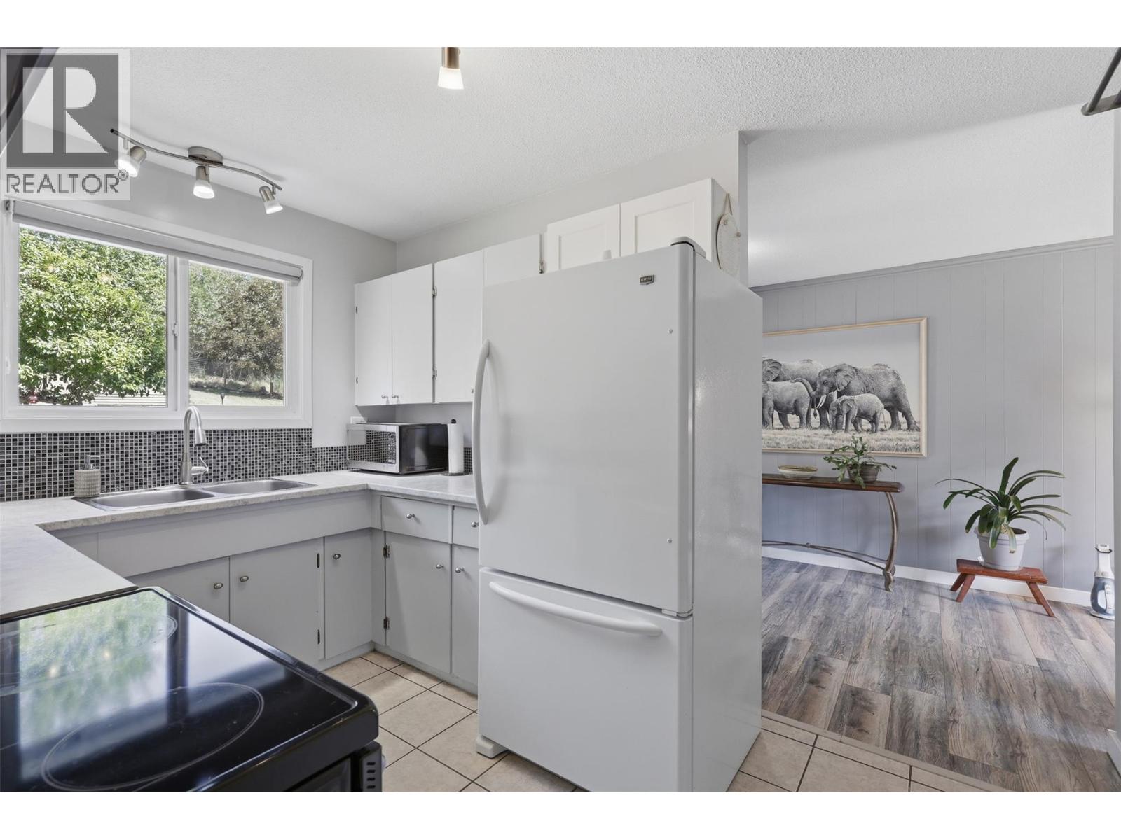 1322 Lamar Drive, Kamloops, British Columbia  V2C 5C6 - Photo 12 - 10387457