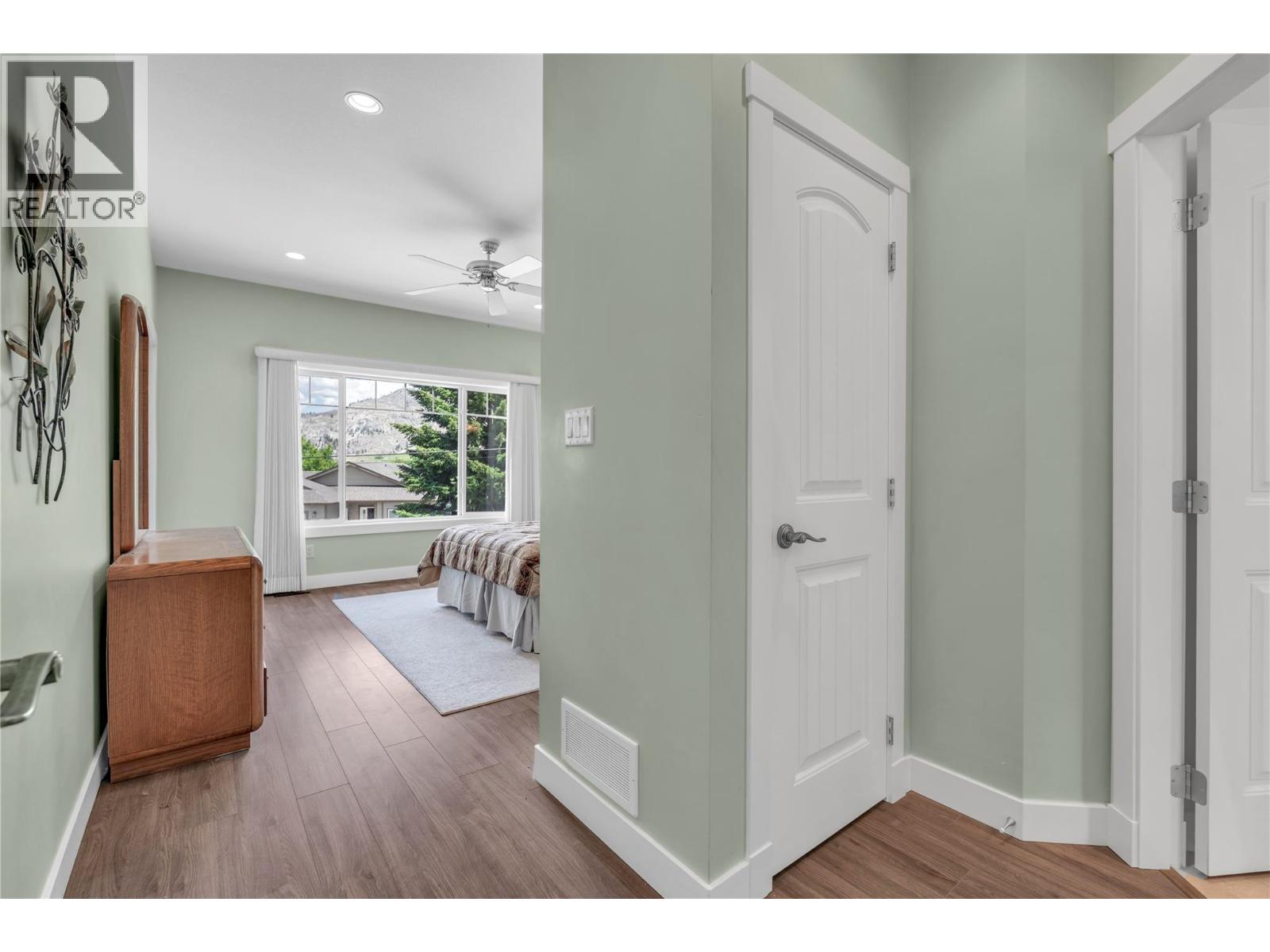 6991 Pinot Place, Oliver, British Columbia  V0H 1T4 - Photo 16 - 10390669