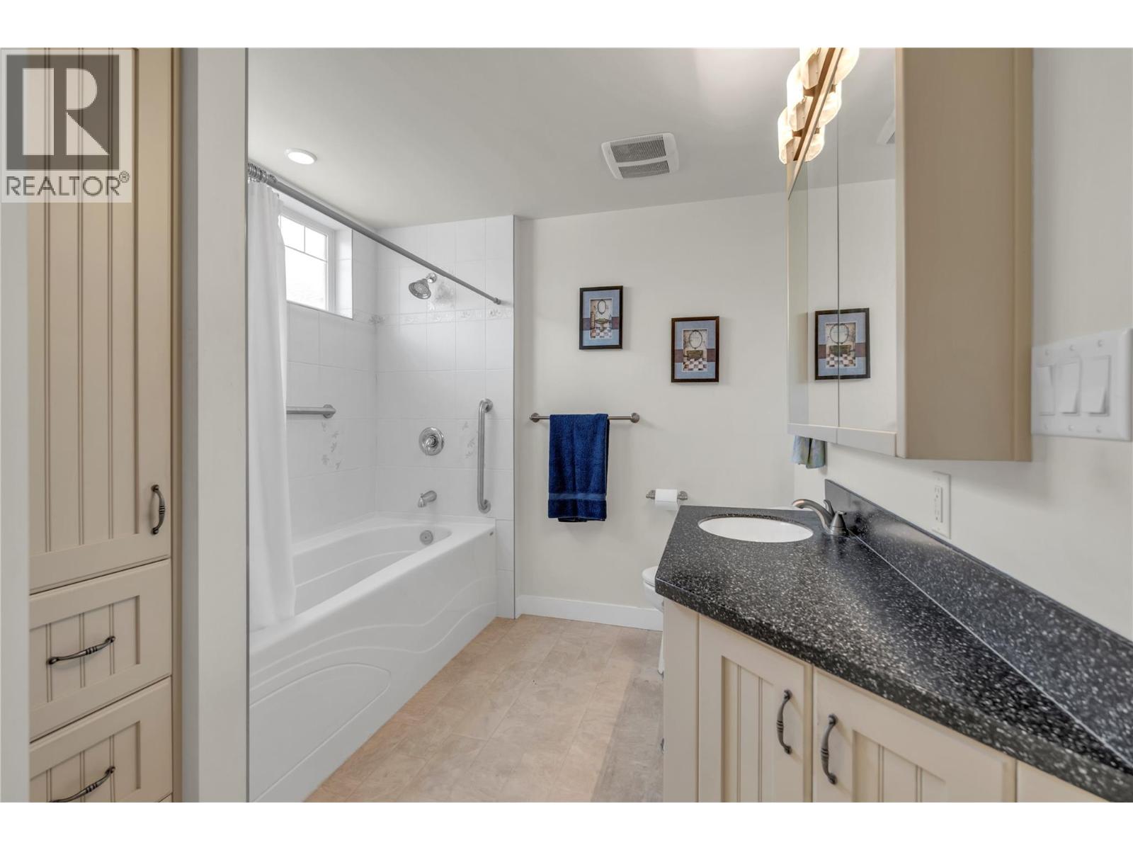 6991 Pinot Place, Oliver, British Columbia  V0H 1T4 - Photo 19 - 10390669