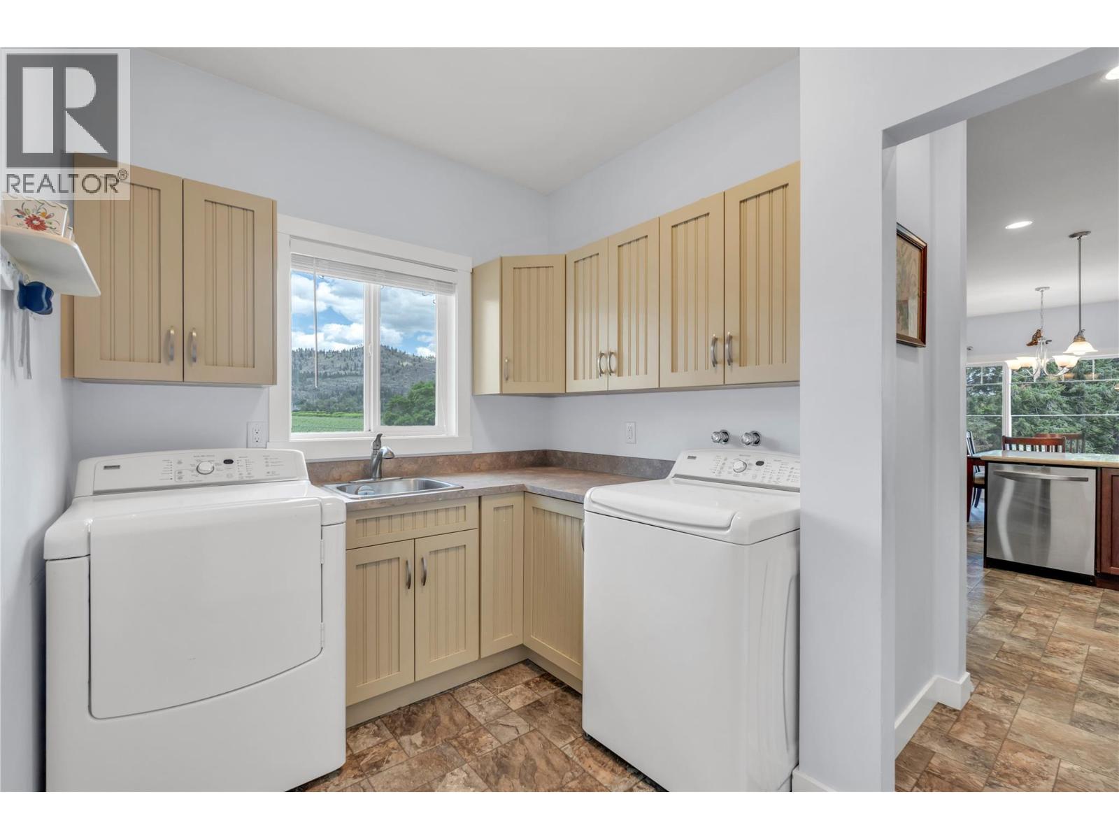 6991 Pinot Place, Oliver, British Columbia  V0H 1T4 - Photo 25 - 10390669
