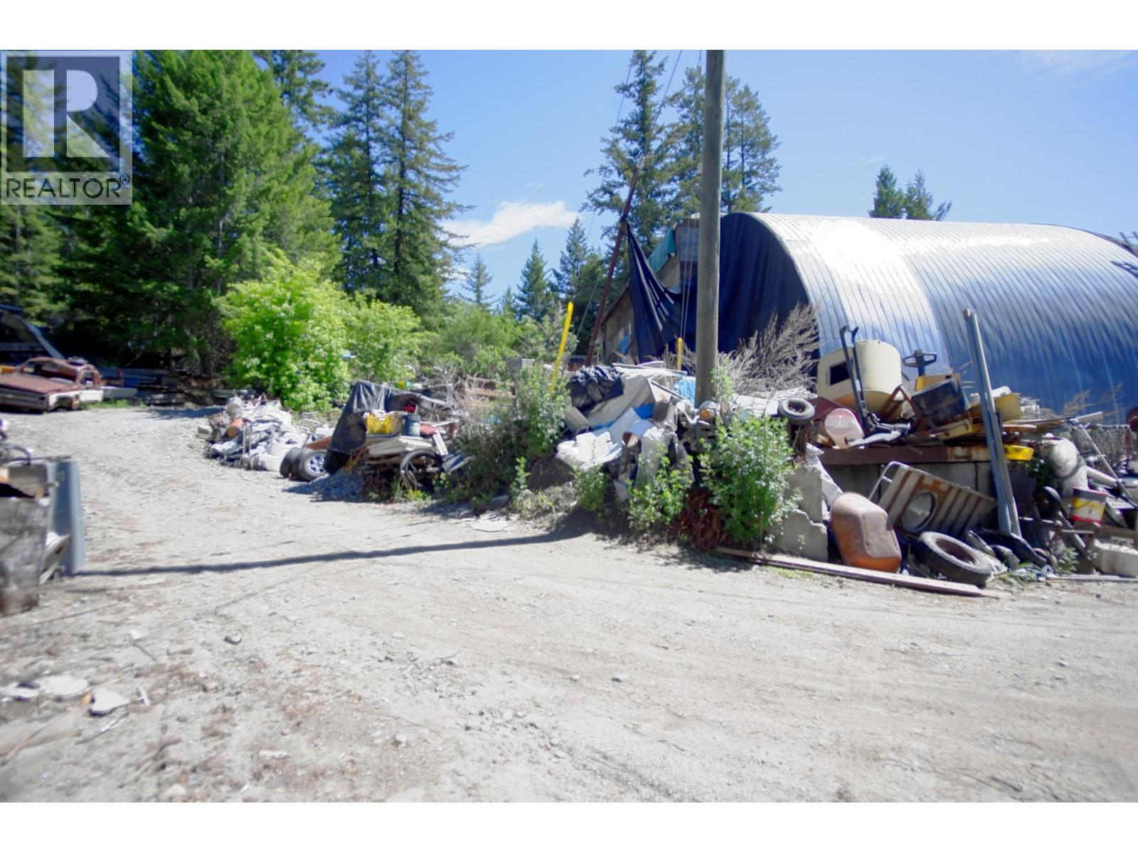 408 Grandview Bench Road, Grindrod, British Columbia  V0E 1Y0 - Photo 10 - 10390531