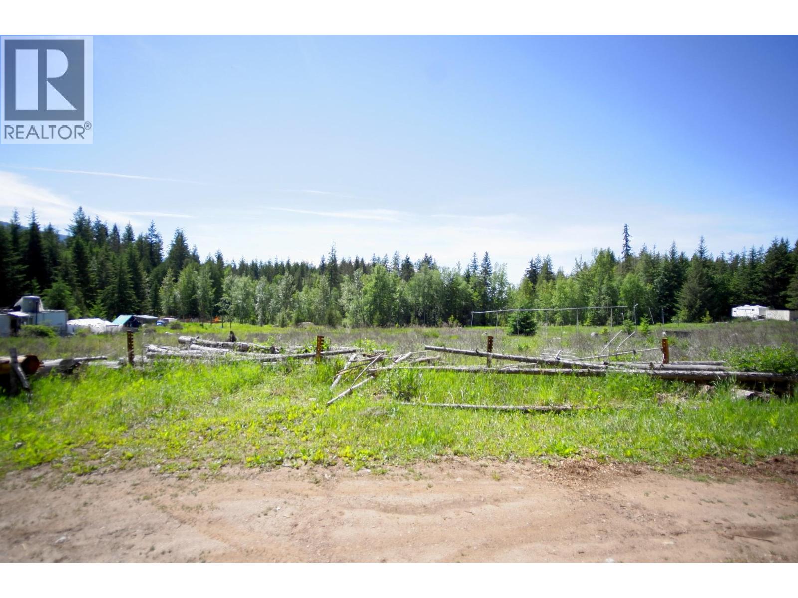 408 Grandview Bench Road, Grindrod, British Columbia  V0E 1Y0 - Photo 11 - 10390531