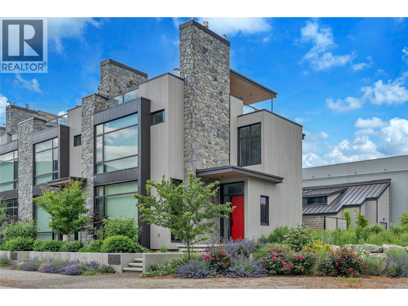 210 Anna Avenue, naramata, British Columbia