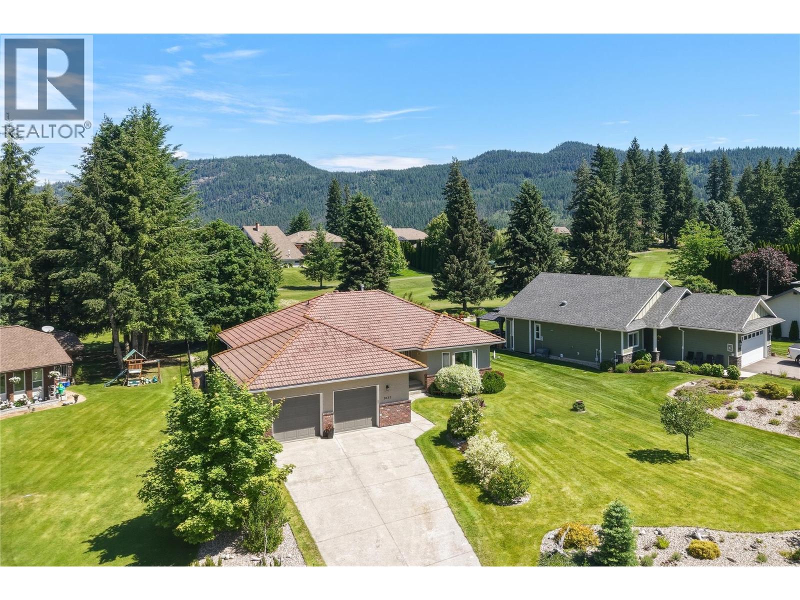 2642 Golf View Place, Blind Bay, British Columbia  V0E 1H2 - Photo 2 - 10389637