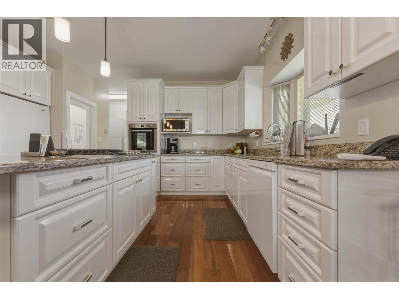 2642 Golf View Place, Blind Bay, British Columbia  V0E 1H2 - Photo 21 - 10389637