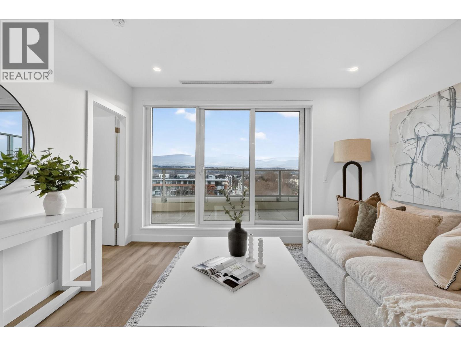 3340 Lakeshore Road Unit# 803, Kelowna, British Columbia  V1W 3S9 - Photo 4 - 10390642