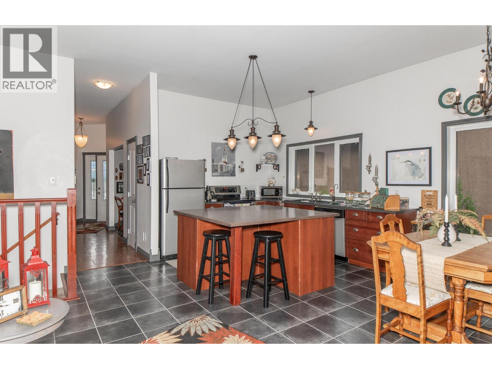 420 20th Avenue N Unit# 17, Creston, British Columbia  V0B 1G0 - Photo 5 - 10390624