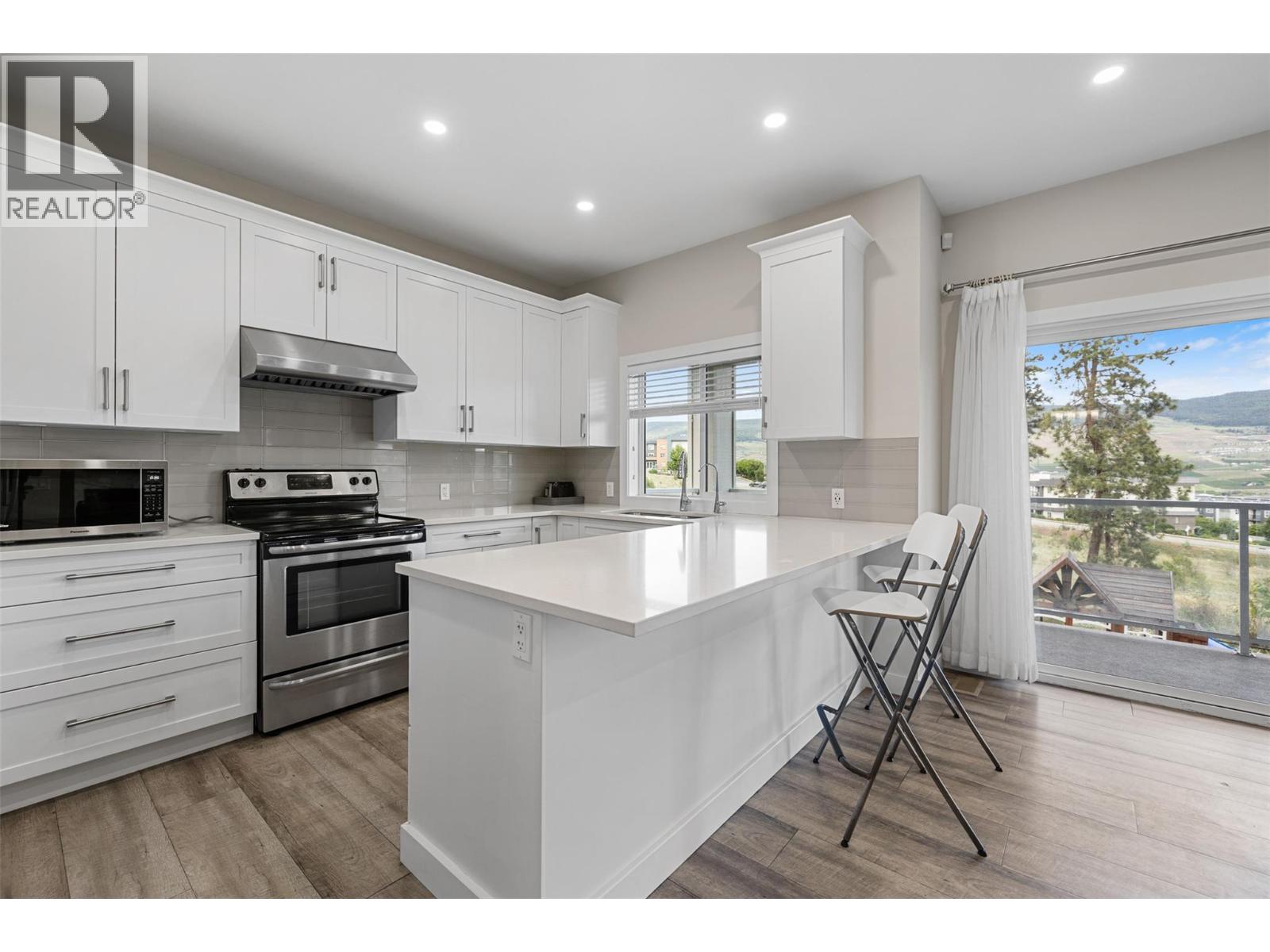 695 Concordia Street, Kelowna, British Columbia  V1V 0A9 - Photo 4 - 10390584