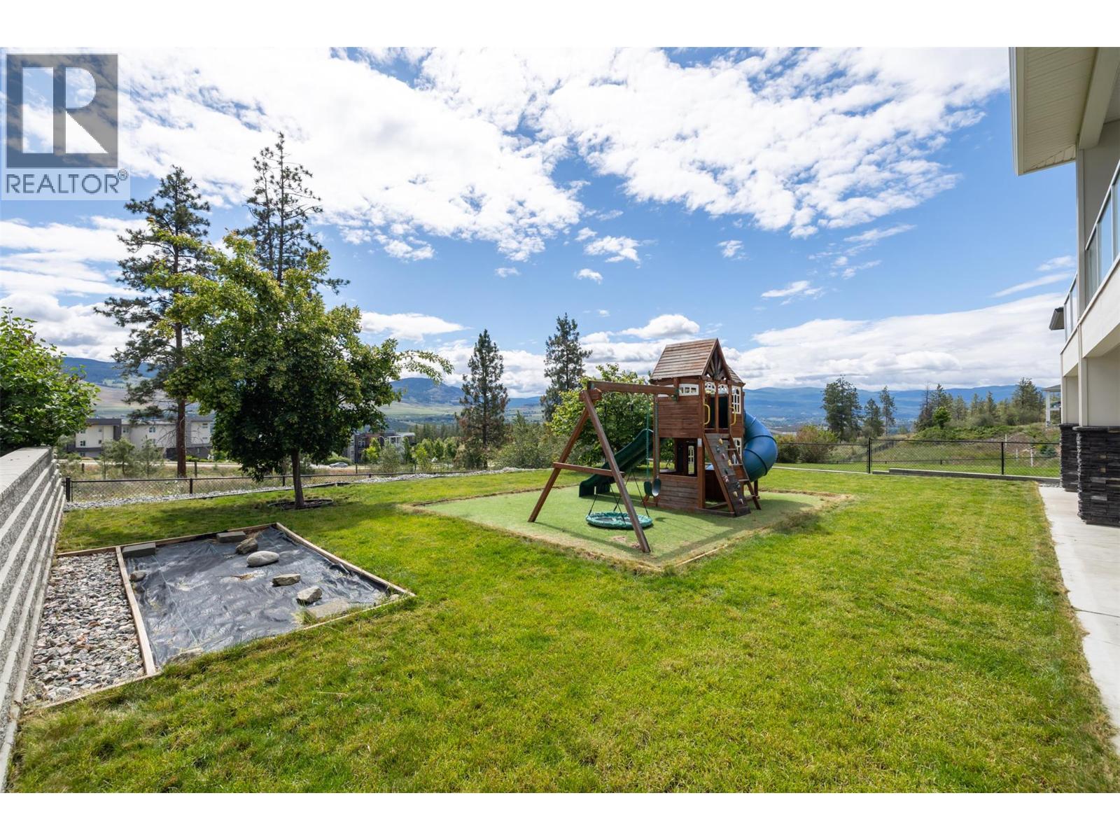 695 Concordia Street, Kelowna, British Columbia  V1V 0A9 - Photo 50 - 10390584