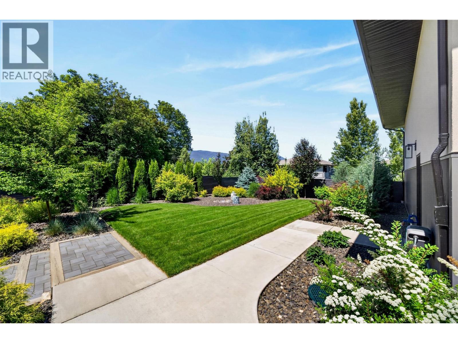 1201 20 Avenue Sw, Salmon Arm, British Columbia  V1E 1L6 - Photo 12 - 10389411
