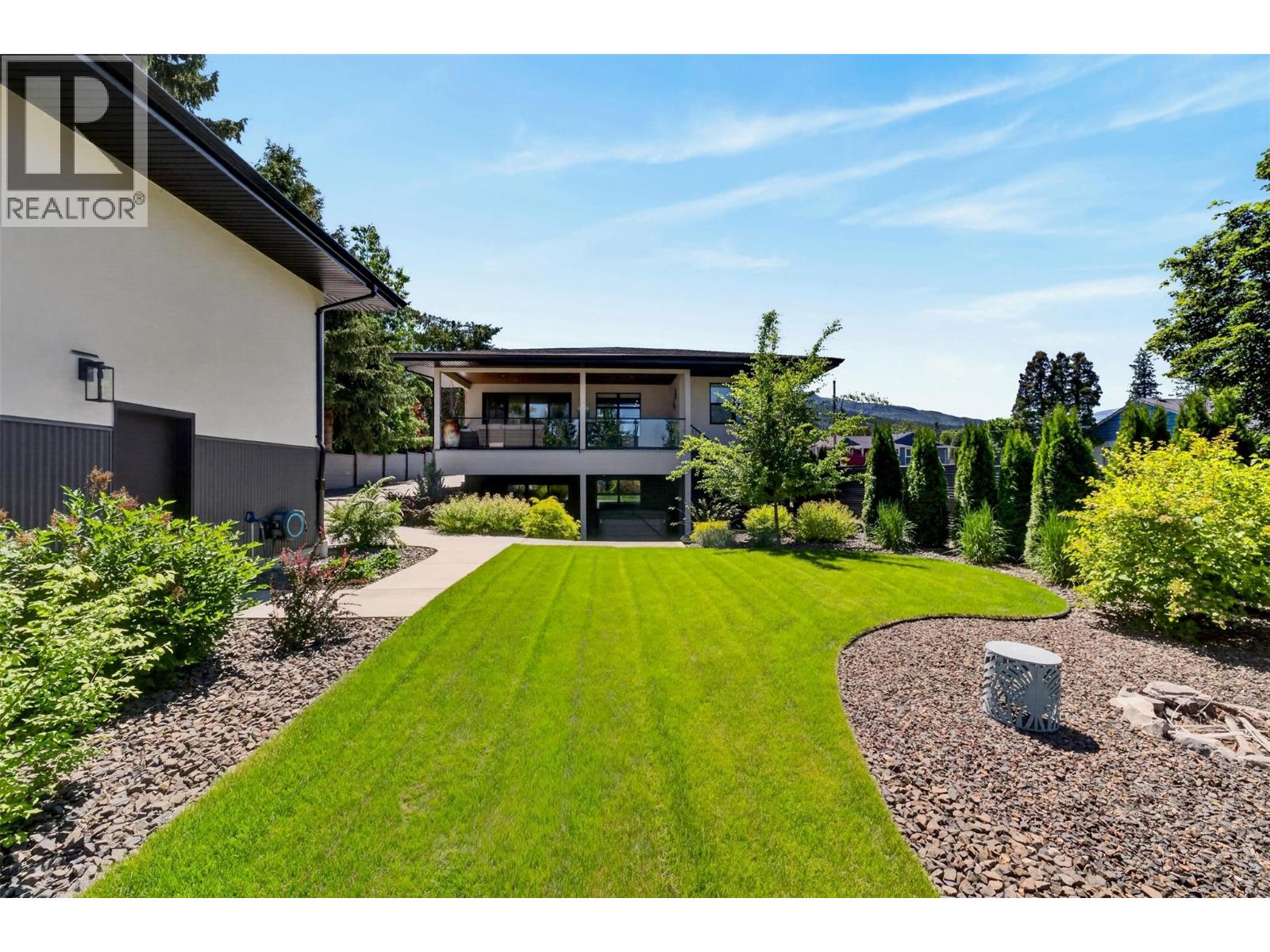 1201 20 Avenue Sw, Salmon Arm, British Columbia  V1E 1L6 - Photo 13 - 10389411