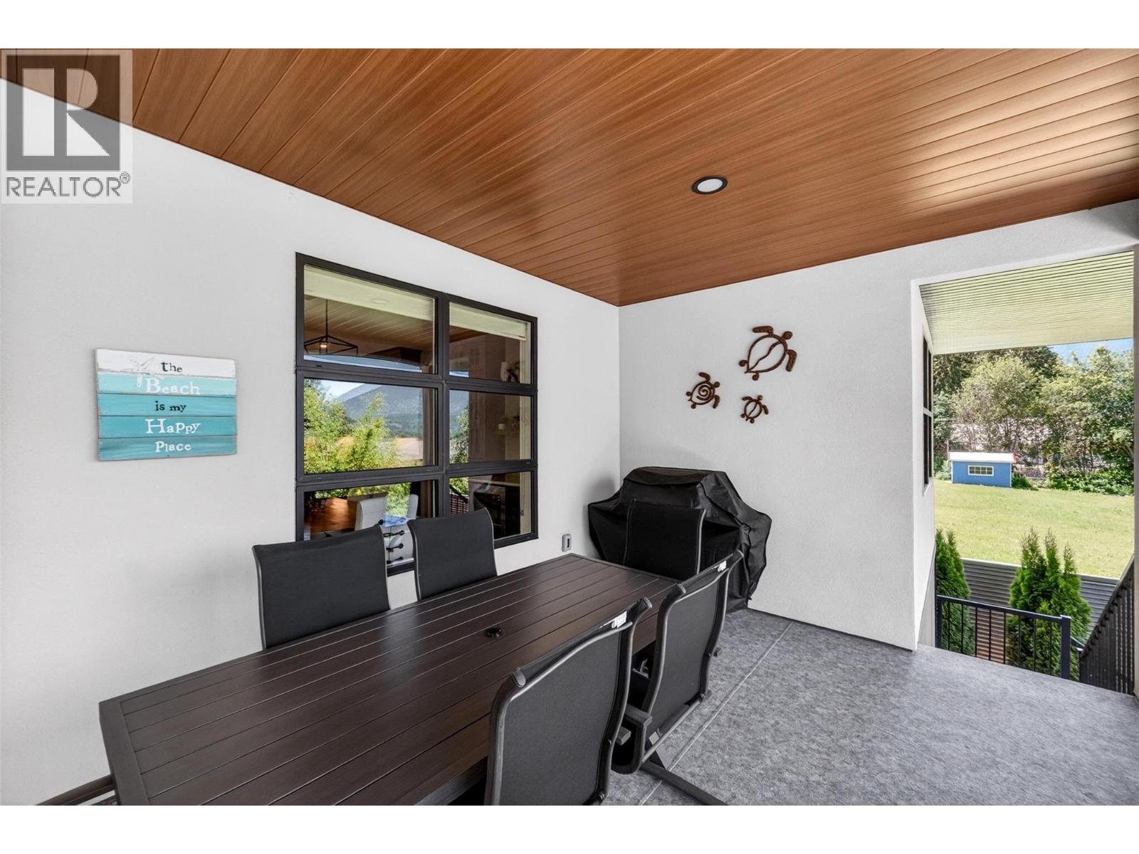 1201 20 Avenue Sw, Salmon Arm, British Columbia  V1E 1L6 - Photo 47 - 10389411