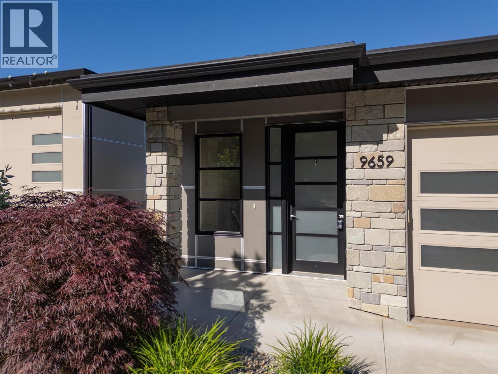 9659 Santina Road, Lake Country, British Columbia  V4V 2R9 - Photo 5 - 10390693