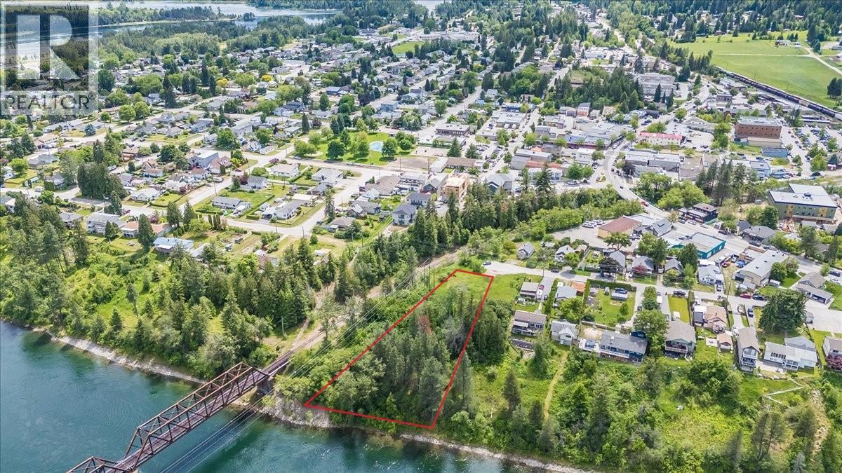 1101 1st Street Lot# Lot B, Castlegar, British Columbia  V1N 1A1 - Photo 4 - 10390426
