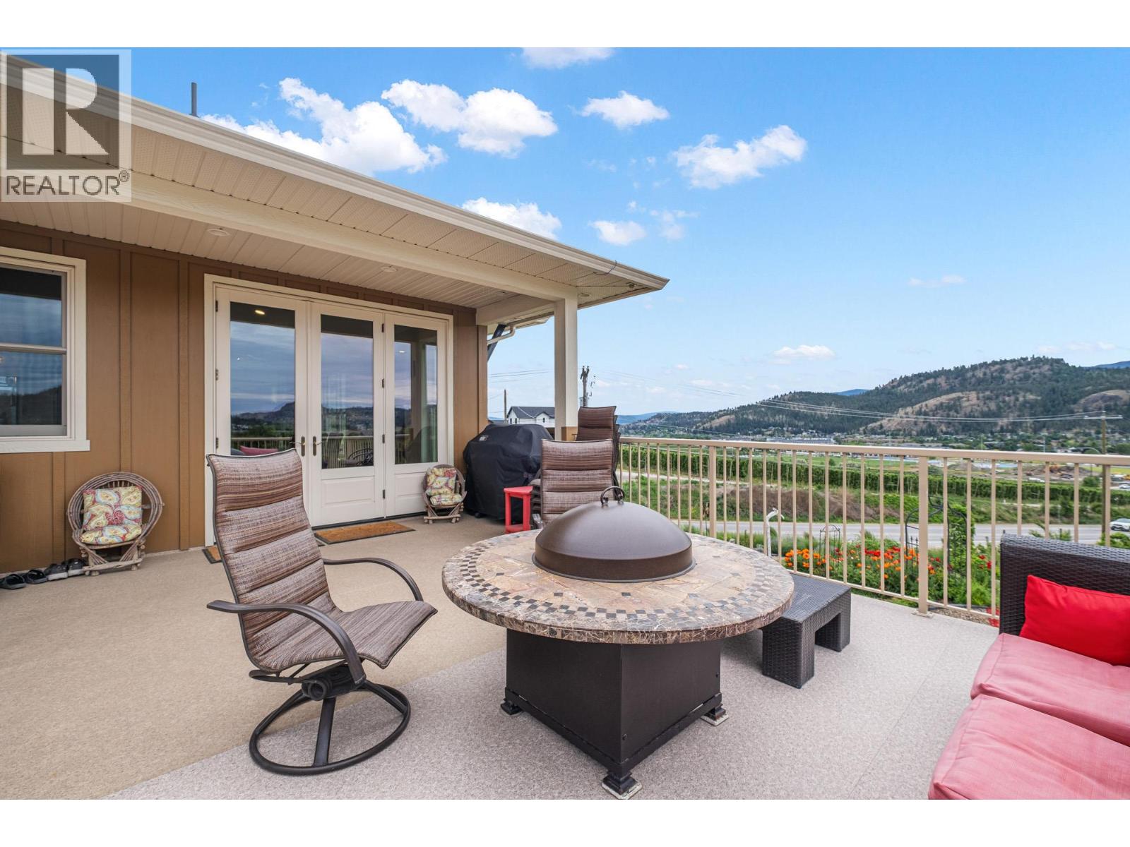 2400 Longhill Road, Kelowna, British Columbia  V1V 2G3 - Photo 13 - 10389273