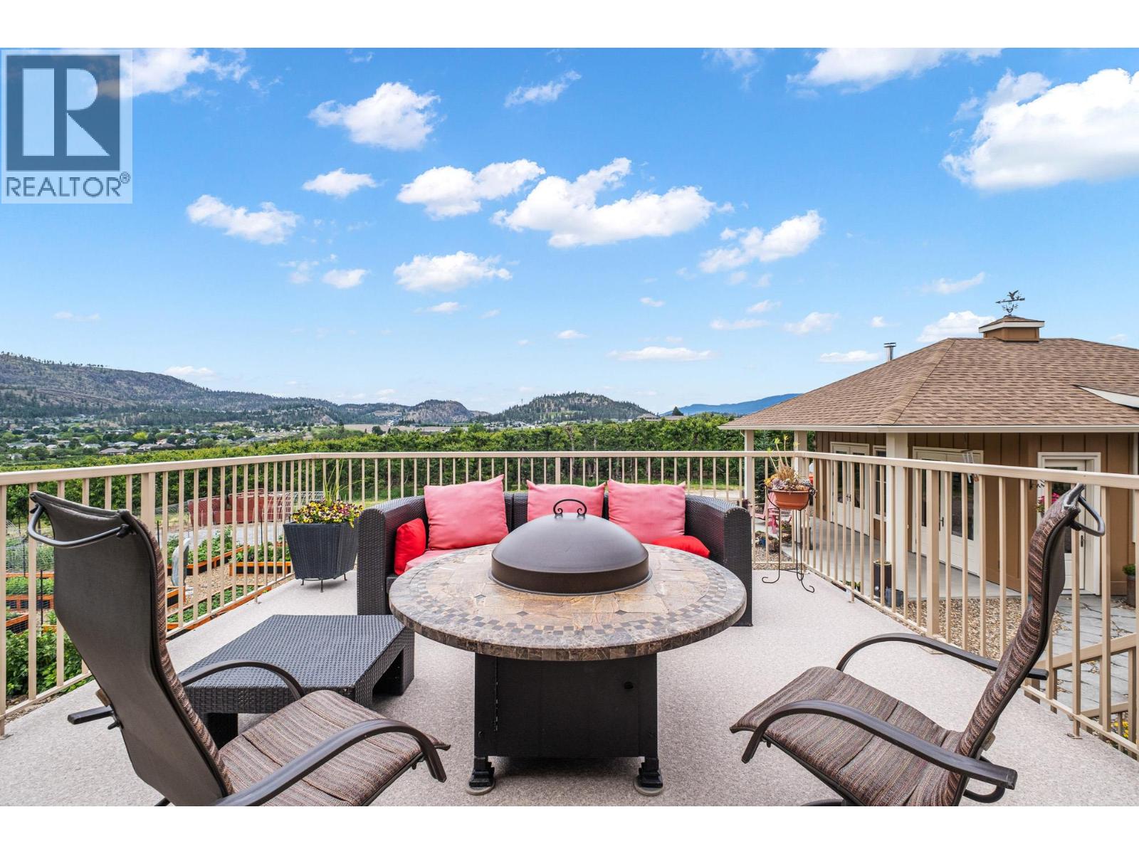2400 Longhill Road, Kelowna, British Columbia  V1V 2G3 - Photo 15 - 10389273