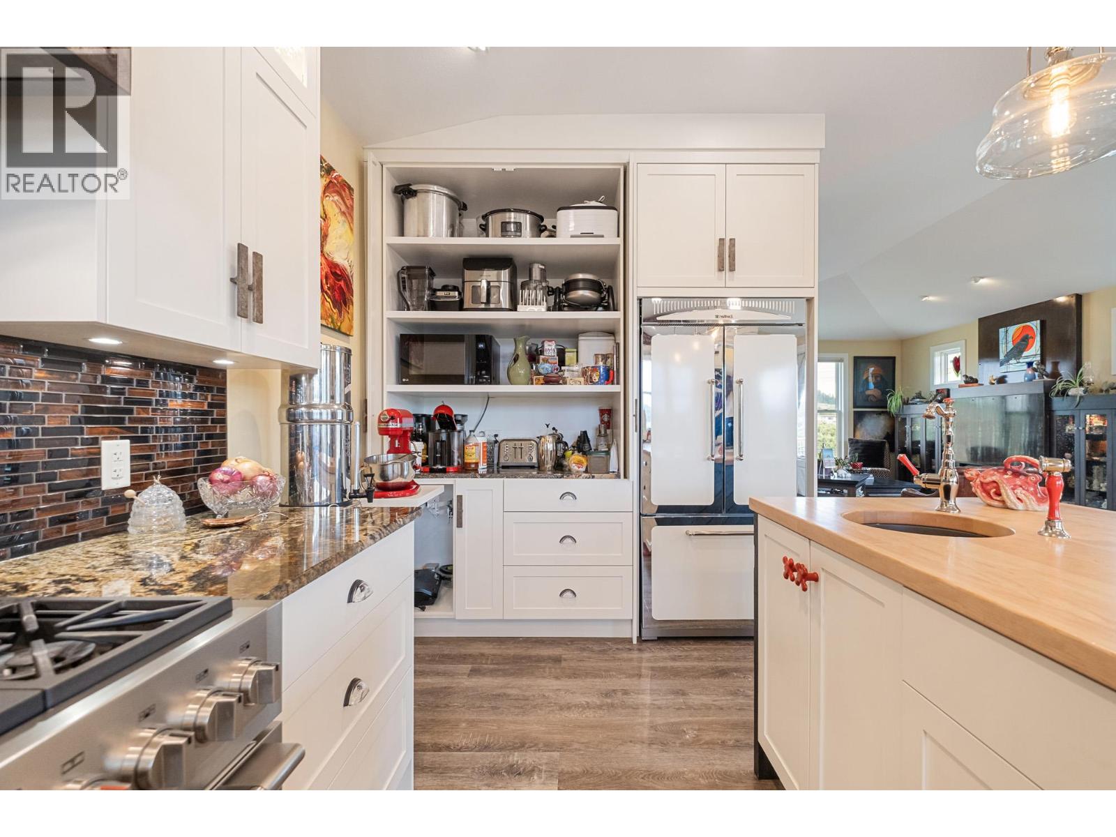 2400 Longhill Road, Kelowna, British Columbia  V1V 2G3 - Photo 26 - 10389273