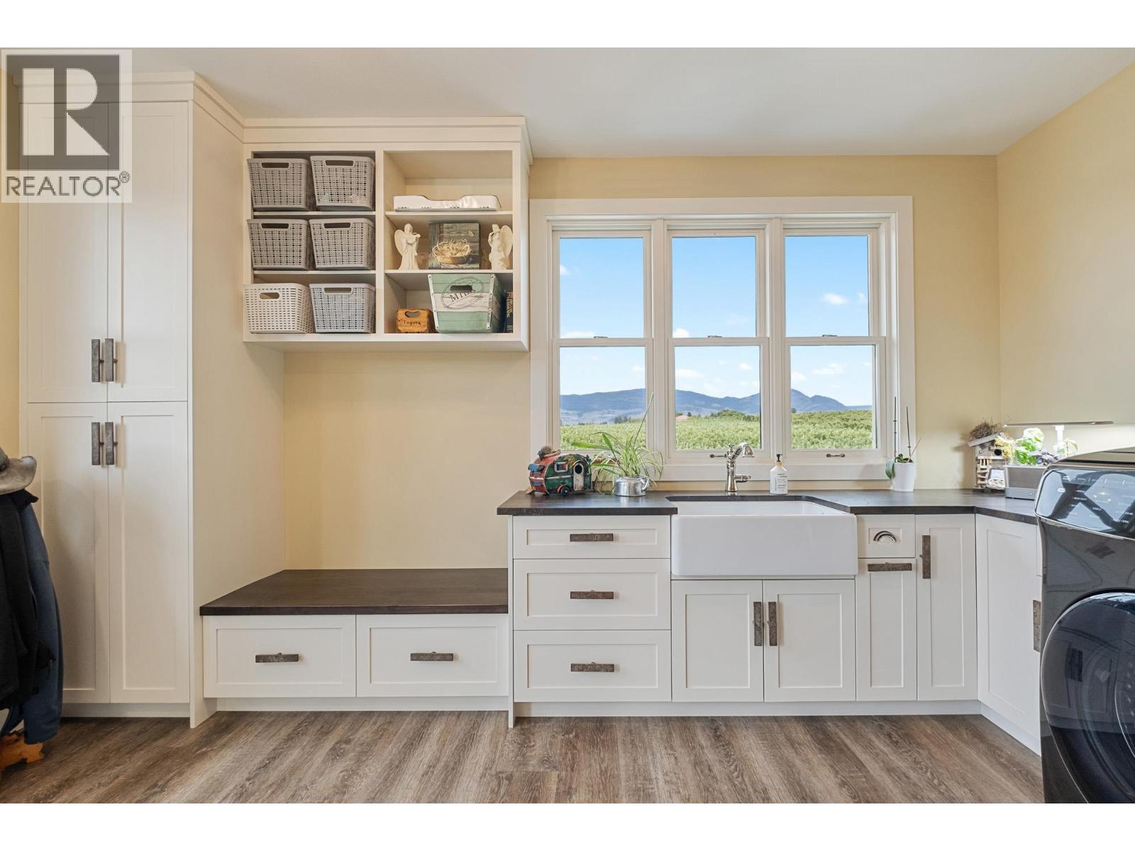 2400 Longhill Road, Kelowna, British Columbia  V1V 2G3 - Photo 32 - 10389273