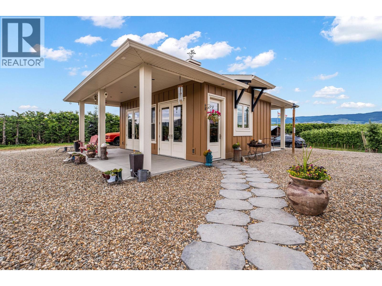2400 Longhill Road, Kelowna, British Columbia  V1V 2G3 - Photo 61 - 10389273