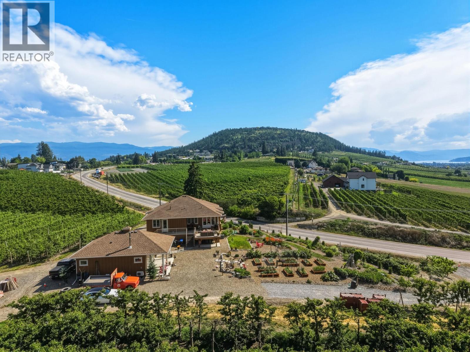 2400 Longhill Road, Kelowna, British Columbia  V1V 2G3 - Photo 68 - 10389273
