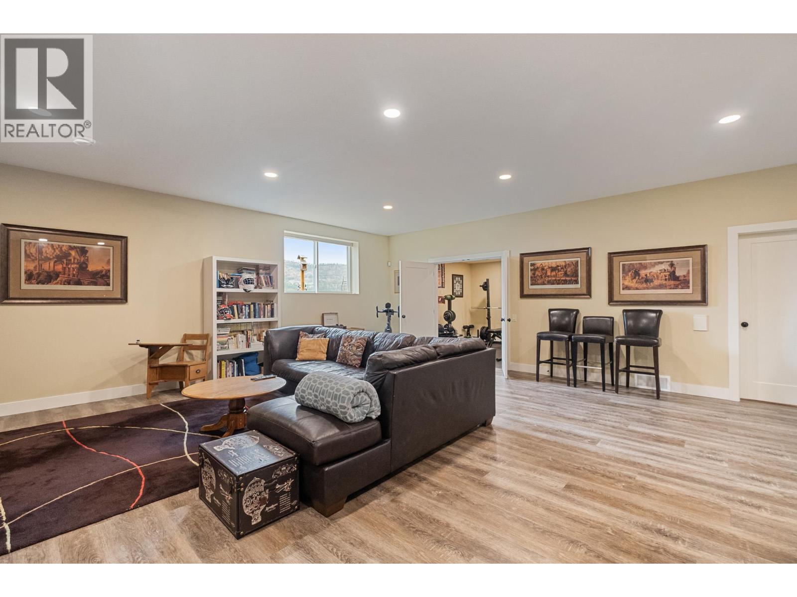 2400 Longhill Road, Kelowna, British Columbia  V1V 2G3 - Photo 46 - 10389272