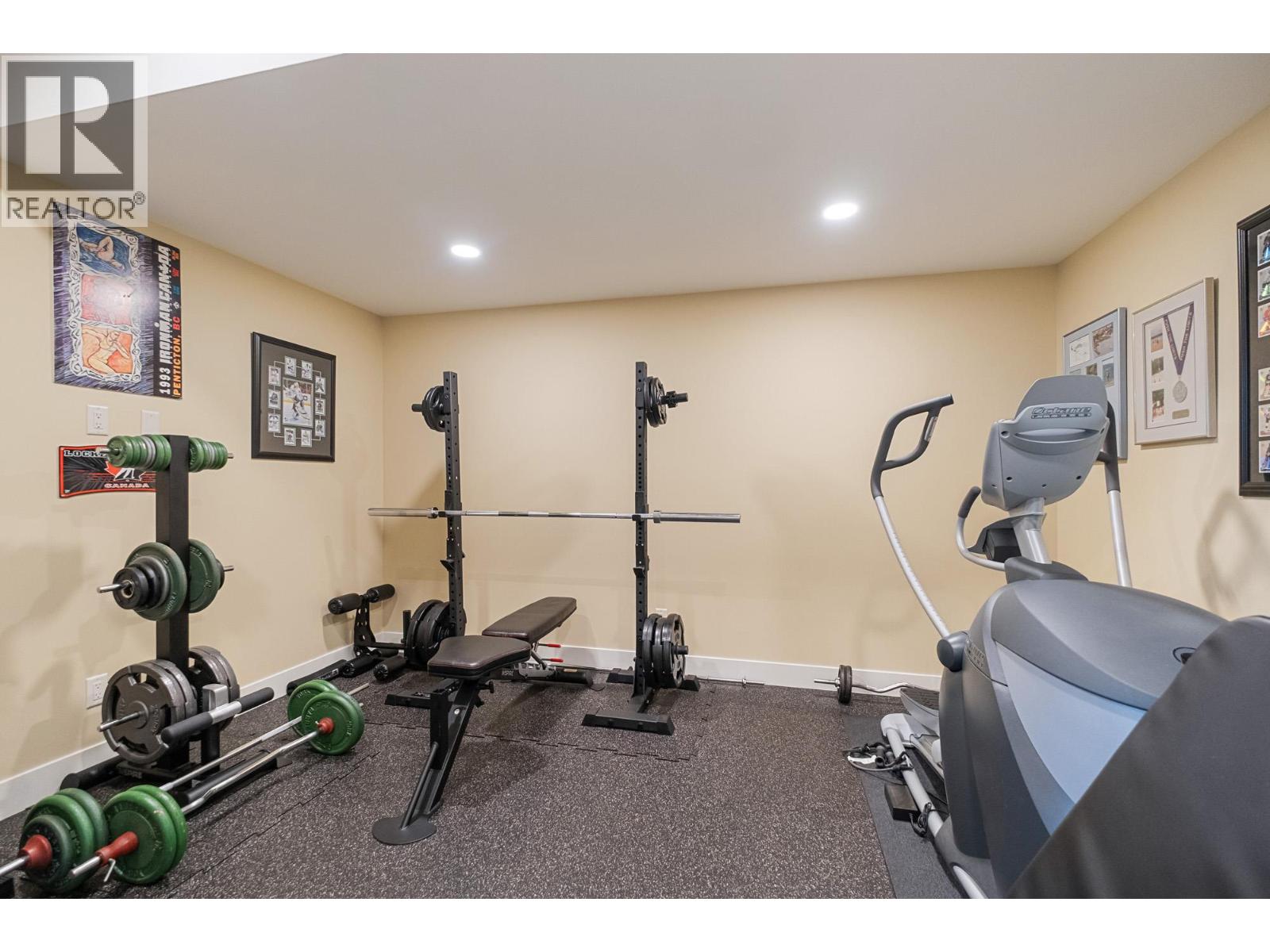 2400 Longhill Road, Kelowna, British Columbia  V1V 2G3 - Photo 54 - 10389272