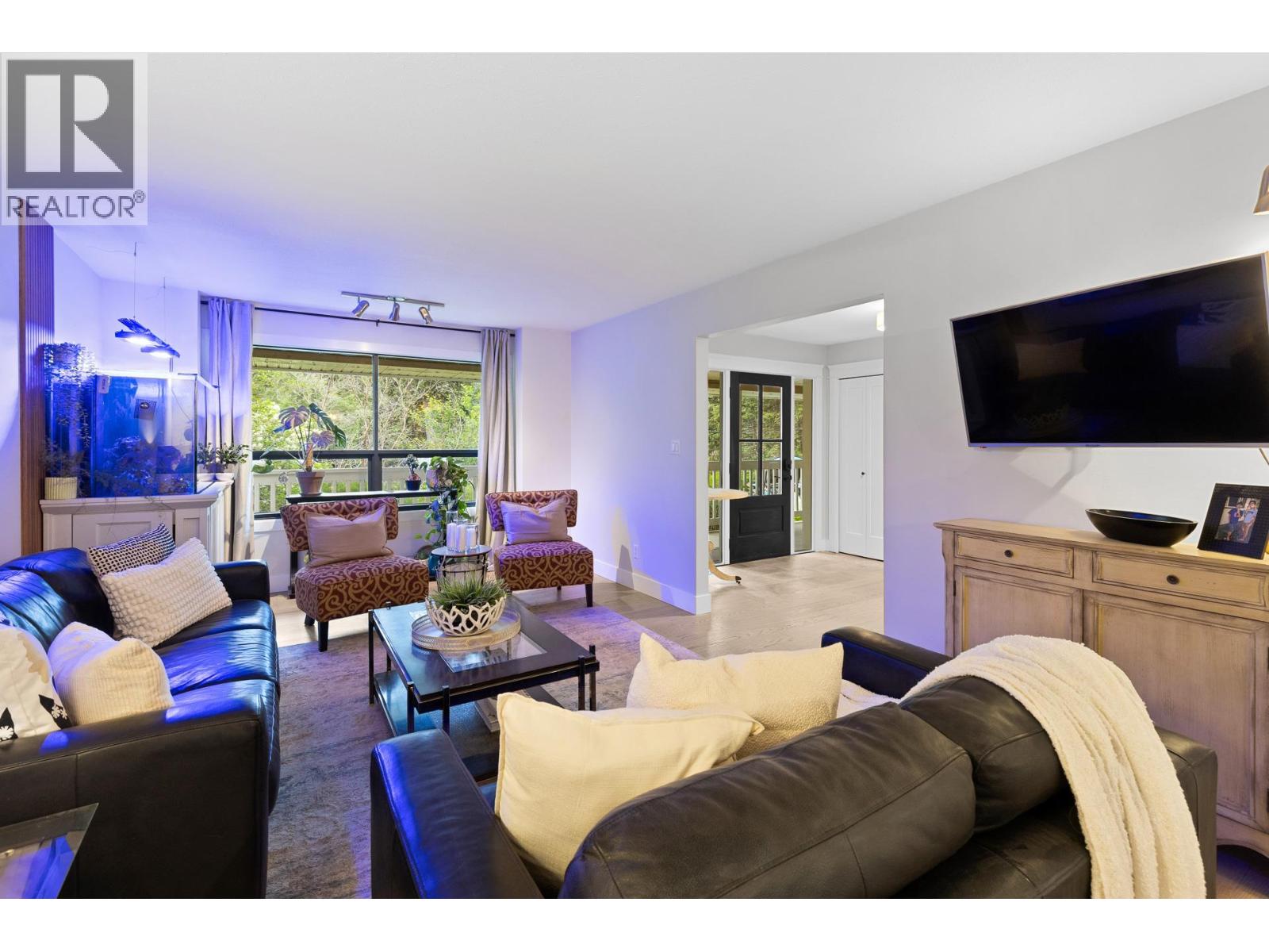 7654 Falcon Ridge Crescent, Kelowna, British Columbia  V1P 1J1 - Photo 4 - 10389870