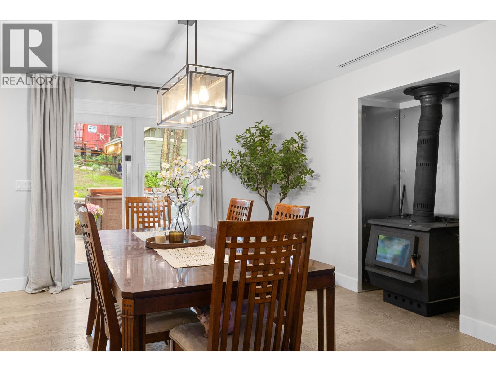 7654 Falcon Ridge Crescent, Kelowna, British Columbia  V1P 1J1 - Photo 8 - 10389870