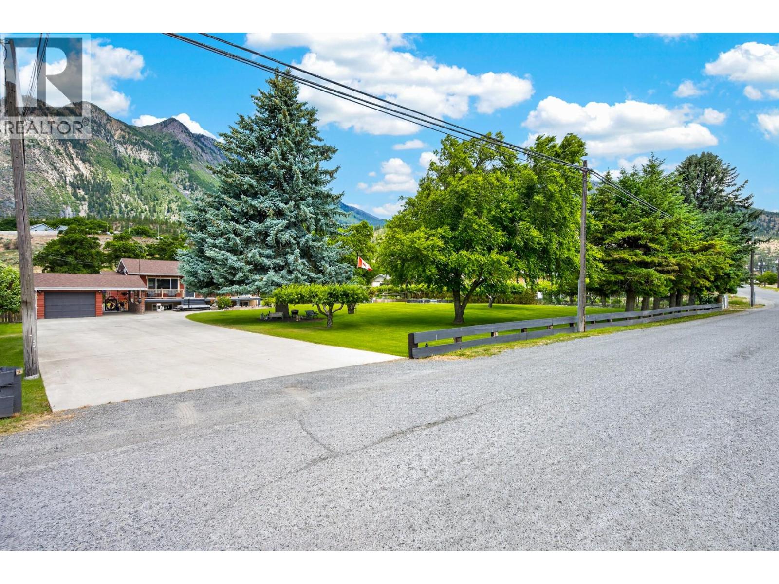 1477 Main Street, Lillooet, British Columbia  V0K 1V0 - Photo 43 - 10390570