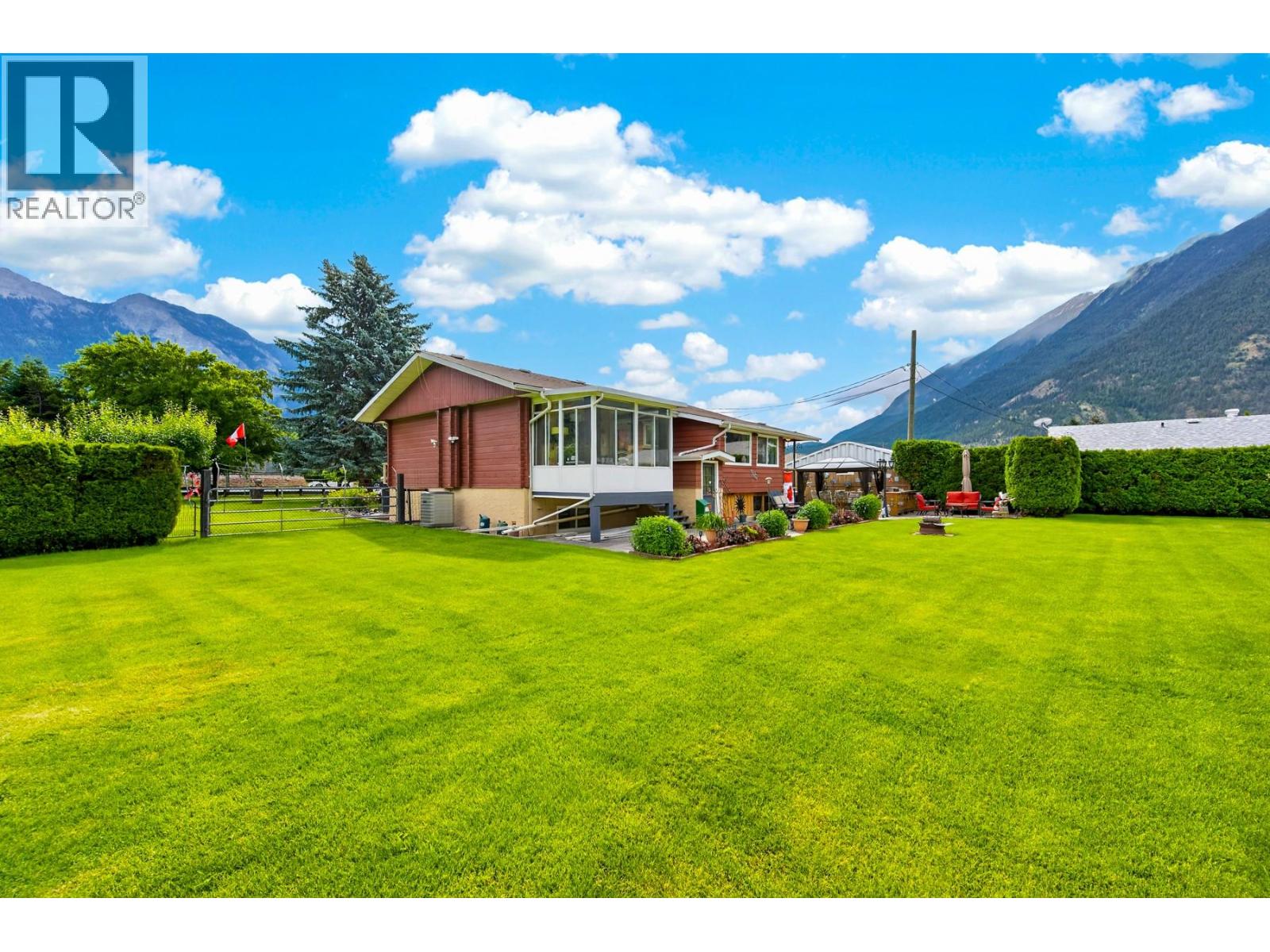 1477 Main Street, Lillooet, British Columbia  V0K 1V0 - Photo 51 - 10390570