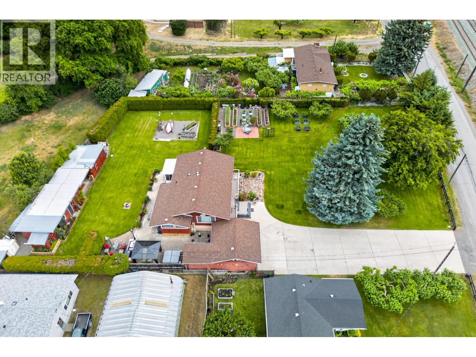 1477 Main Street, Lillooet, British Columbia  V0K 1V0 - Photo 60 - 10390570