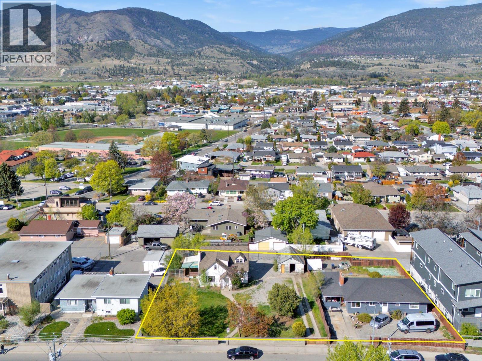 1471 & 1473 Government Street, penticton, British Columbia