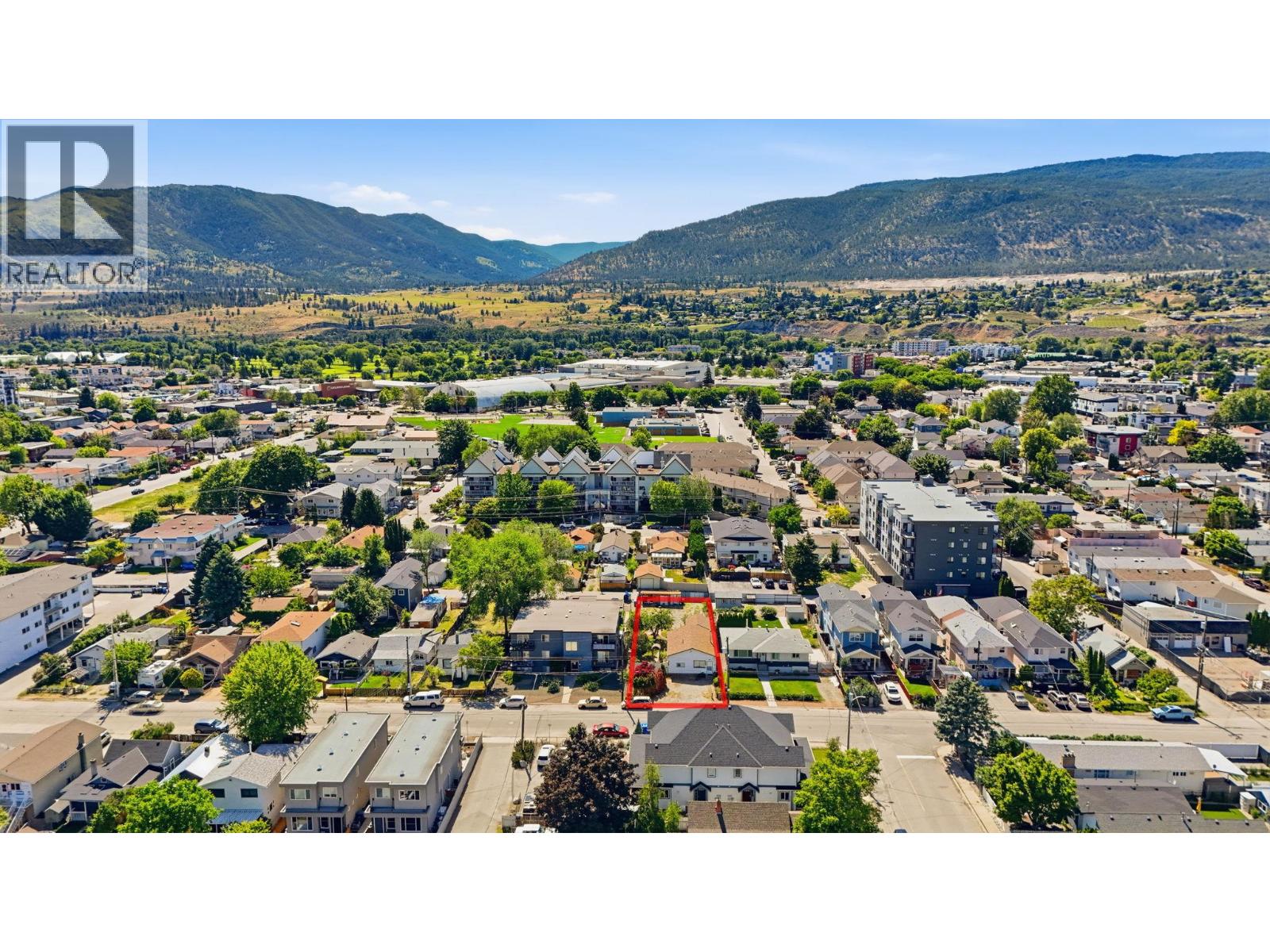 325 Haynes Street, Penticton, British Columbia  V2A 5S1 - Photo 2 - 10389925