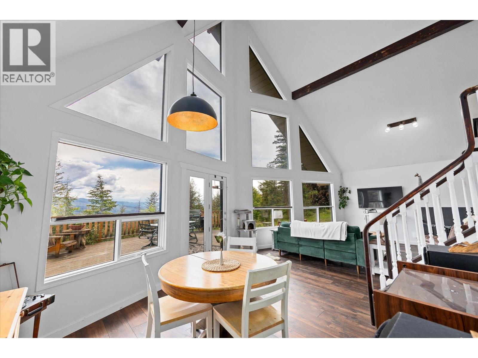 1957 Huckleberry Road, Kelowna, British Columbia  V1X 4K4 - Photo 5 - 10390218