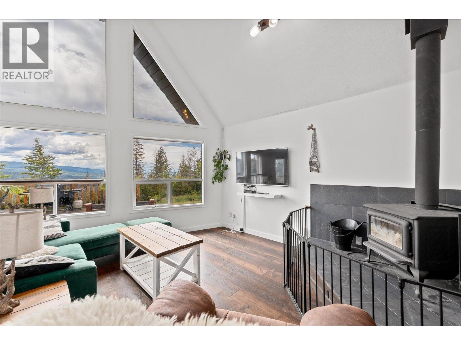 1957 Huckleberry Road, Kelowna, British Columbia  V1X 4K4 - Photo 9 - 10390218