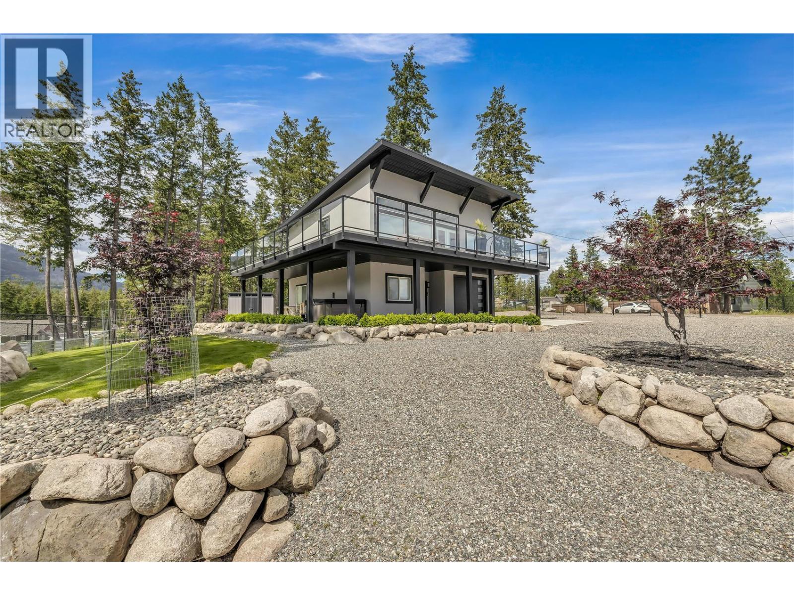7210 Dunwaters Road, kelowna, British Columbia