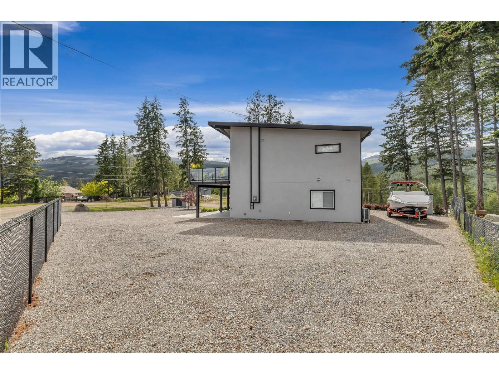 7210 Dunwaters Road, Kelowna, British Columbia  V1Z 3W5 - Photo 10 - 10390559