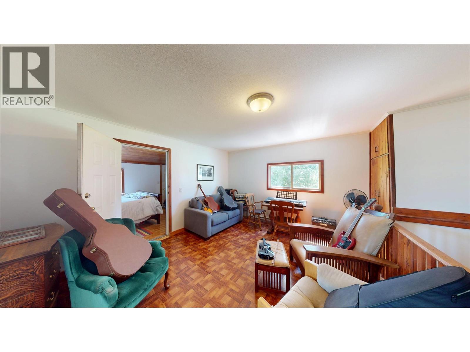6604 Dogwood Road, Wasa, British Columbia  V0B 2K0 - Photo 16 - 10390670